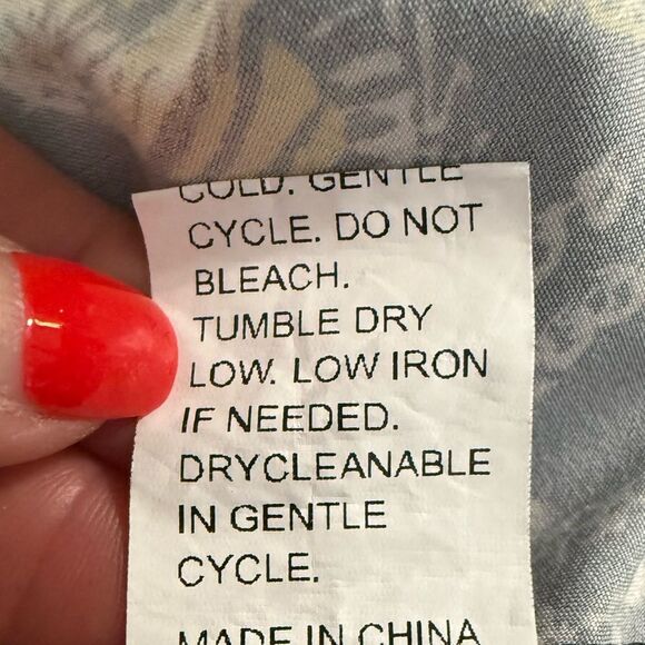 SHEIN Black Blouse Tiger Leopard Print Top Size Medium - Picture 9 of 9